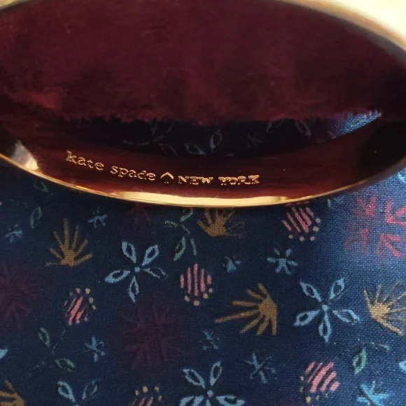 Kate Spade Gold and Cream Bracelet Size 7 - Picture 2 of 3